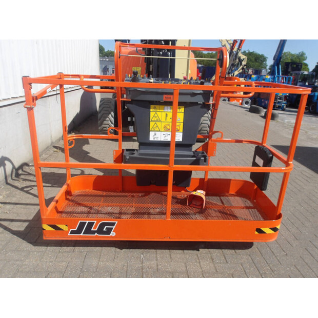 2024 جيه ال جي EC450AJ-47958931