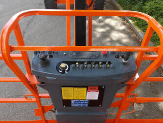 2015-jlg-800aj-1464795-47959028
