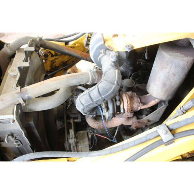 2017 New Holland B80B-SS-47959109