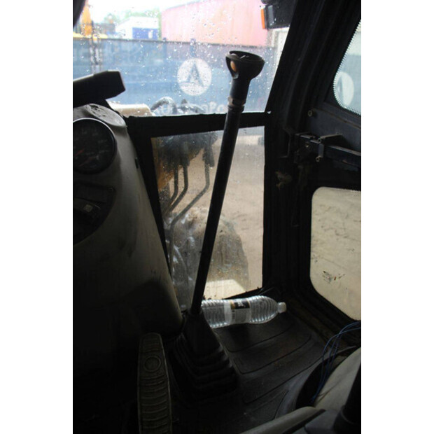 2017 New Holland B80B-SS-47959132