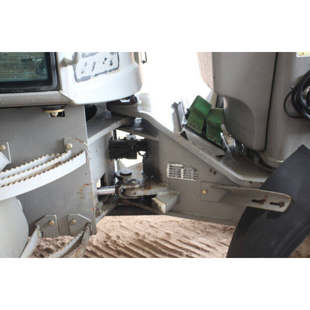 2016 Atlas 75eS-47959207