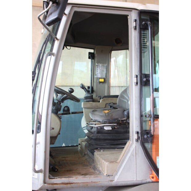 2016 Atlas 75eS-47959208