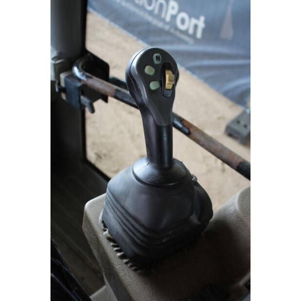 2016 Atlas 75eS-47959213