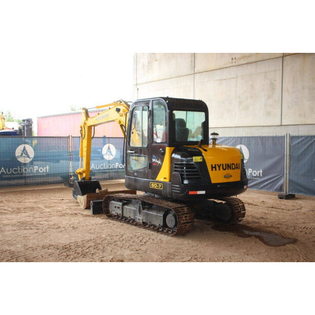 2012 Hyundai R60-7-47959350
