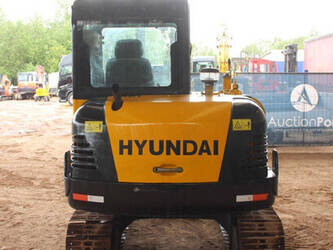 2012-hyundai-r60-7-1464805-47959351