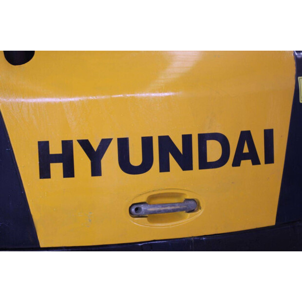 2012 Hyundai R60-7-47959367