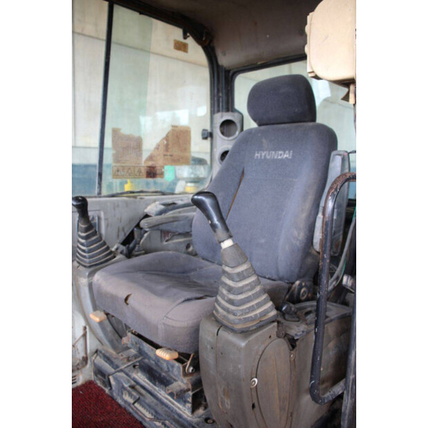 2012 Hyundai R60-7-47959373