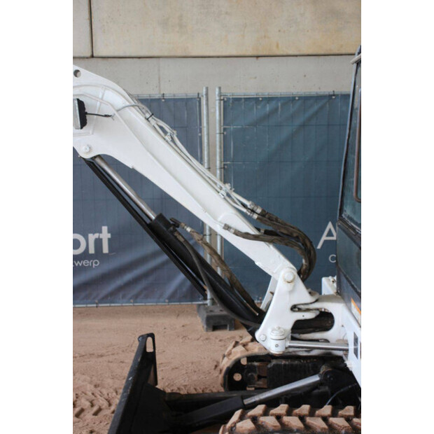 2009 بوبكات 331G-47959423
