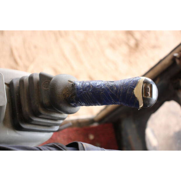 2009 بوبكات 331G-47959445