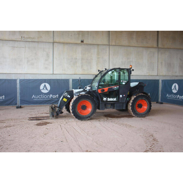 2017 BOBCAT TL35.70 Agri-47959539
