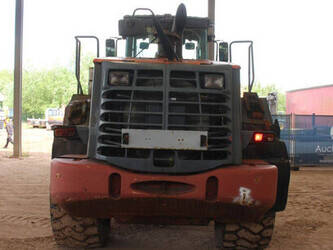 2012-hitachi-zw310-1464818-47959812