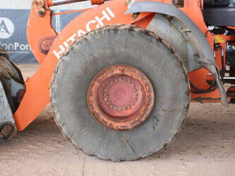 2012-hitachi-zw310-1464818-47959819