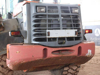 2012-hitachi-zw310-1464818-47959823