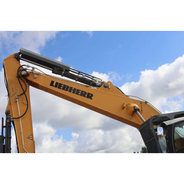 2019 Liebherr R936LC-47960233