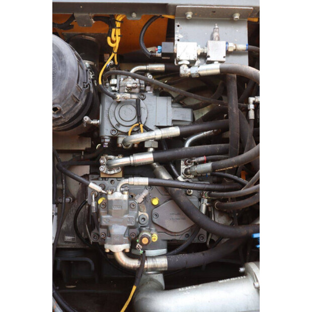 2019 Liebherr R936LC-47960249