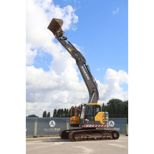 2017 Volvo ECR235EL-47960316