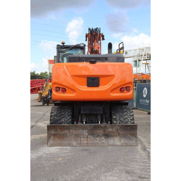 2018 Hitachi ZX140W-6-47960330