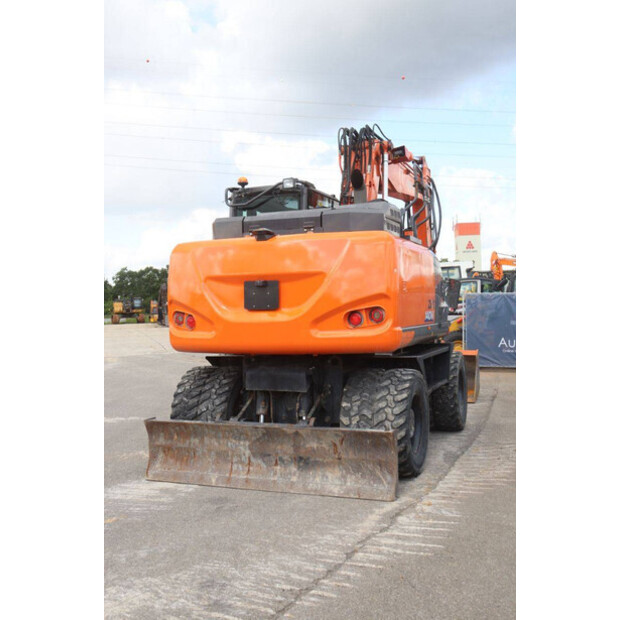 2018 Hitachi ZX140W-6-47960331