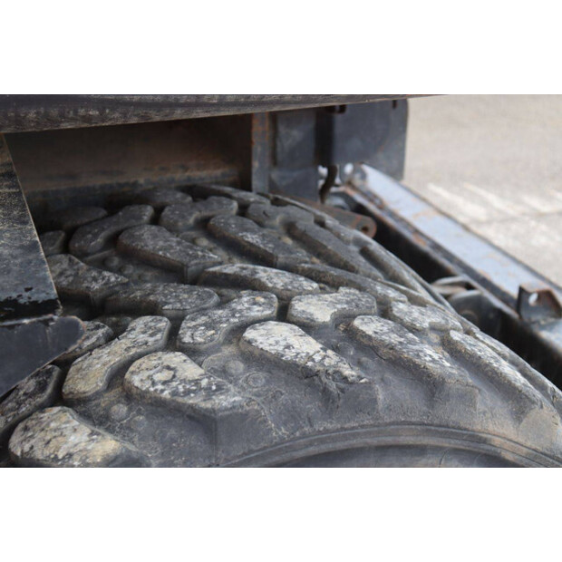 2018 Hitachi ZX140W-6-47960351