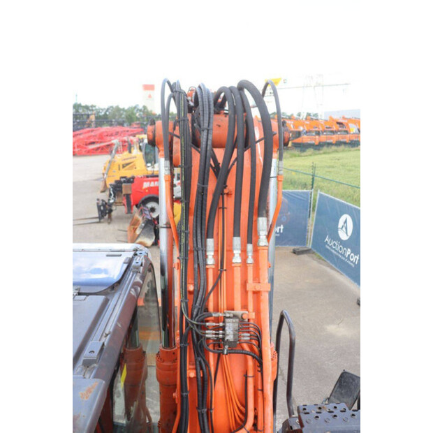 2018 Hitachi ZX140W-6-47960362