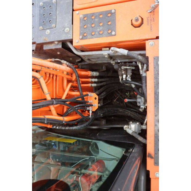 2018 Hitachi ZX140W-6-47960363
