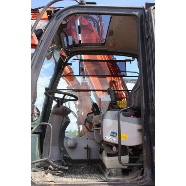 2018 Hitachi ZX140W-6-47960364
