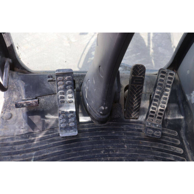 2018 Hitachi ZX140W-6-47960366