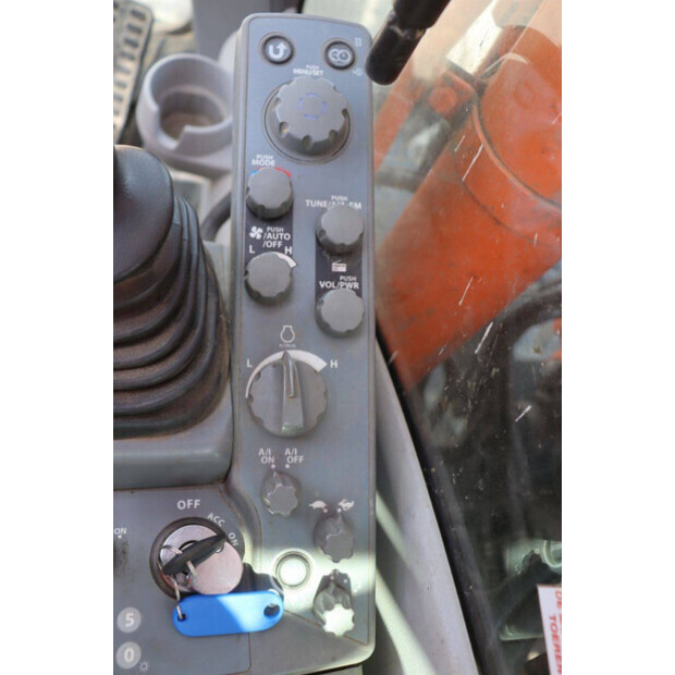 2018 Hitachi ZX140W-6-47960371