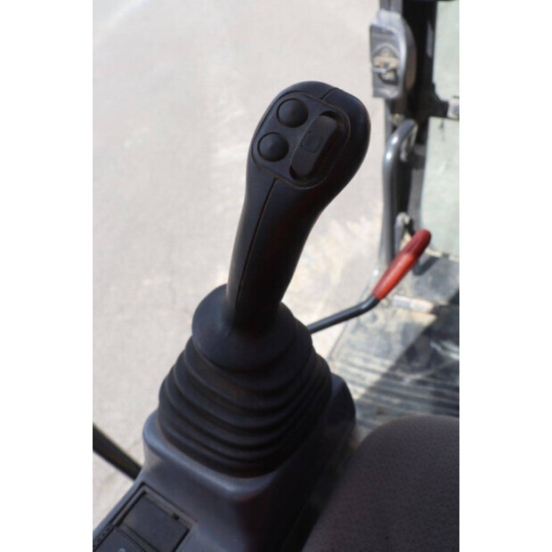 2018 Hitachi ZX140W-6-47960375