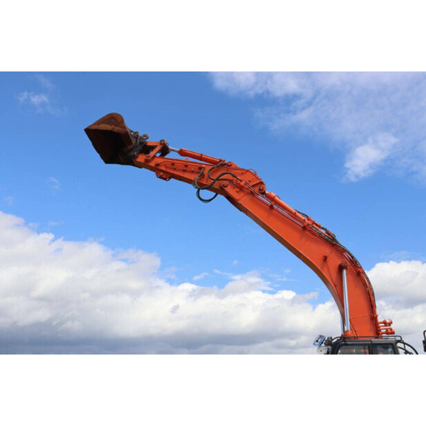 2019 Hitachi ZX490LCH-6-47960430