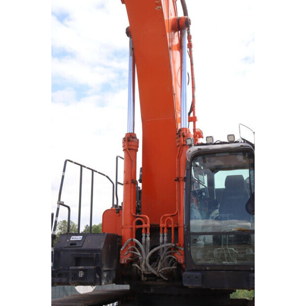 2019 Hitachi ZX490LCH-6-47960431