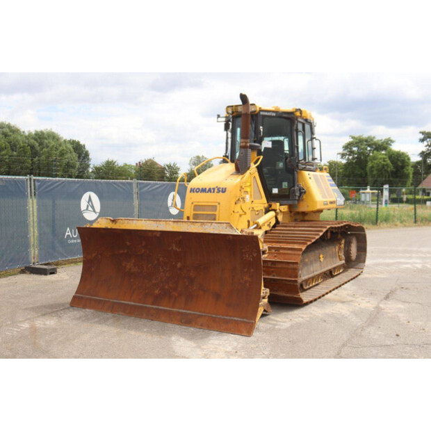 2016 Komatsu D61PXI-24-47960440