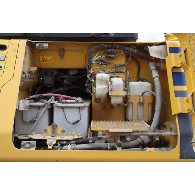 2016 Komatsu D61PXI-24-47960454