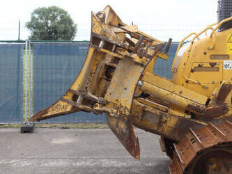 2016-komatsu-d61pxi-24-1464836-47960475