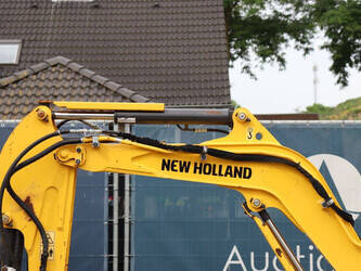 2021-new-holland-e17c-1464841-47960633