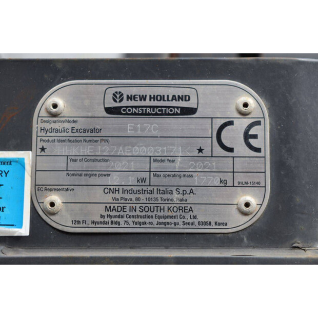 2021 New Holland E17C-47960643