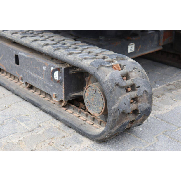 2021 New Holland E17C-47960646