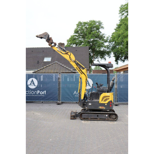 2021 New Holland E17C-47960667