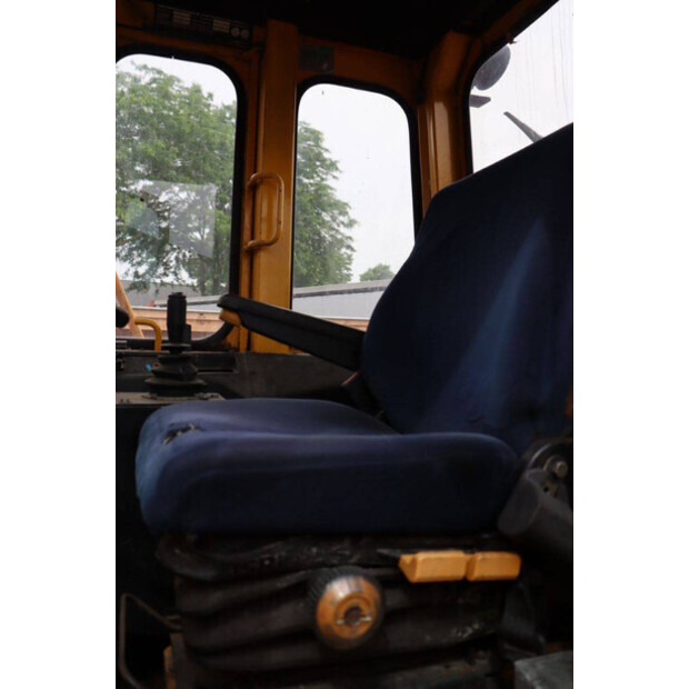 فولفو L160-47960820