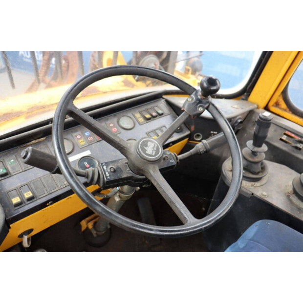 فولفو L160-47960822