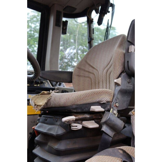 2005 JCB FASTRAC 2135-47960896