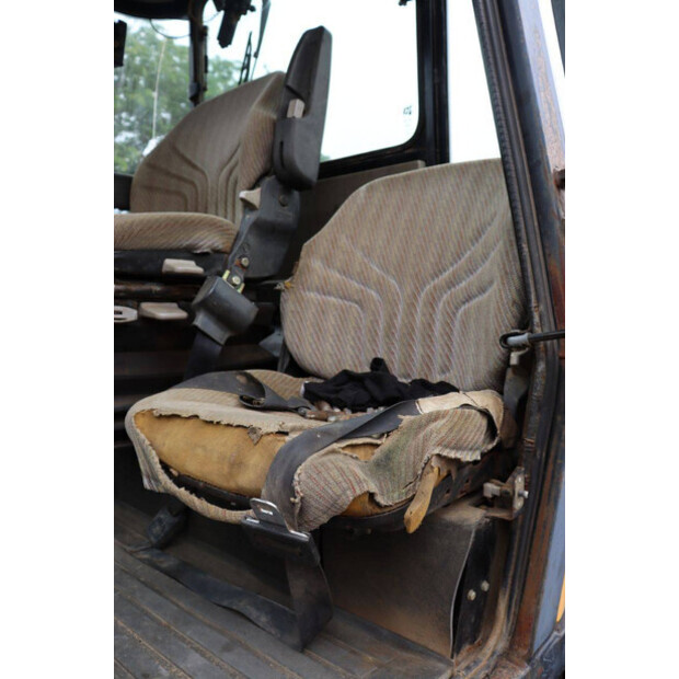 2005 JCB FASTRAC 2135-47960897