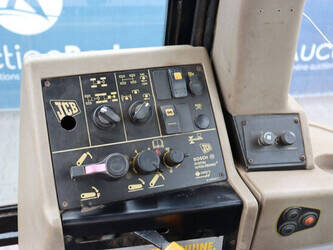 2005-jcb-fastrac-2135-47960901