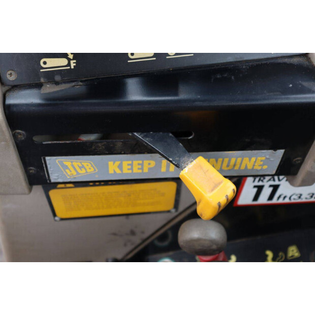 2005 JCB FASTRAC 2135-47960905