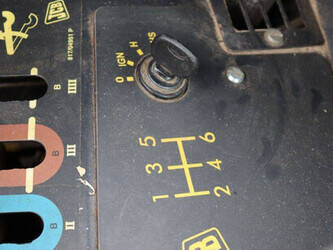 2005-jcb-fastrac-2135-47960908