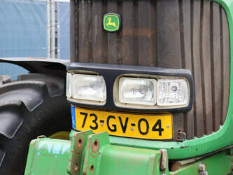 2011-john-deere-6820-47960935