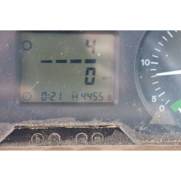 2011 JOHN DEERE 6820-47960975