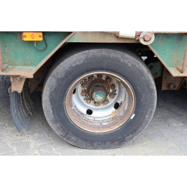 1981 ستاس A24D-47960994