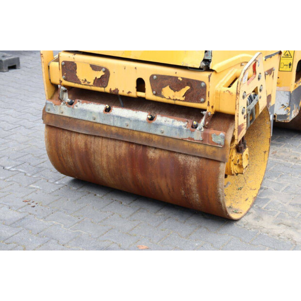 2015 فولفو DD25W-47961052
