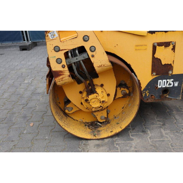 2015 فولفو DD25W-47961053